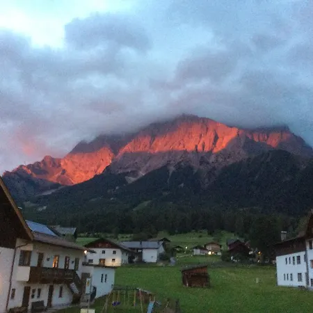 Alpin ホテル エールヴァルト