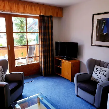 Alpin ホテル エールヴァルト